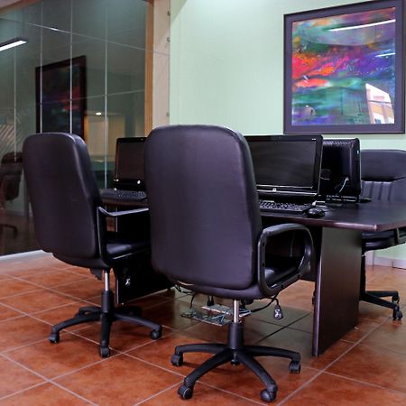 Holiday Inn La Piedad By Ihg Esterno foto
