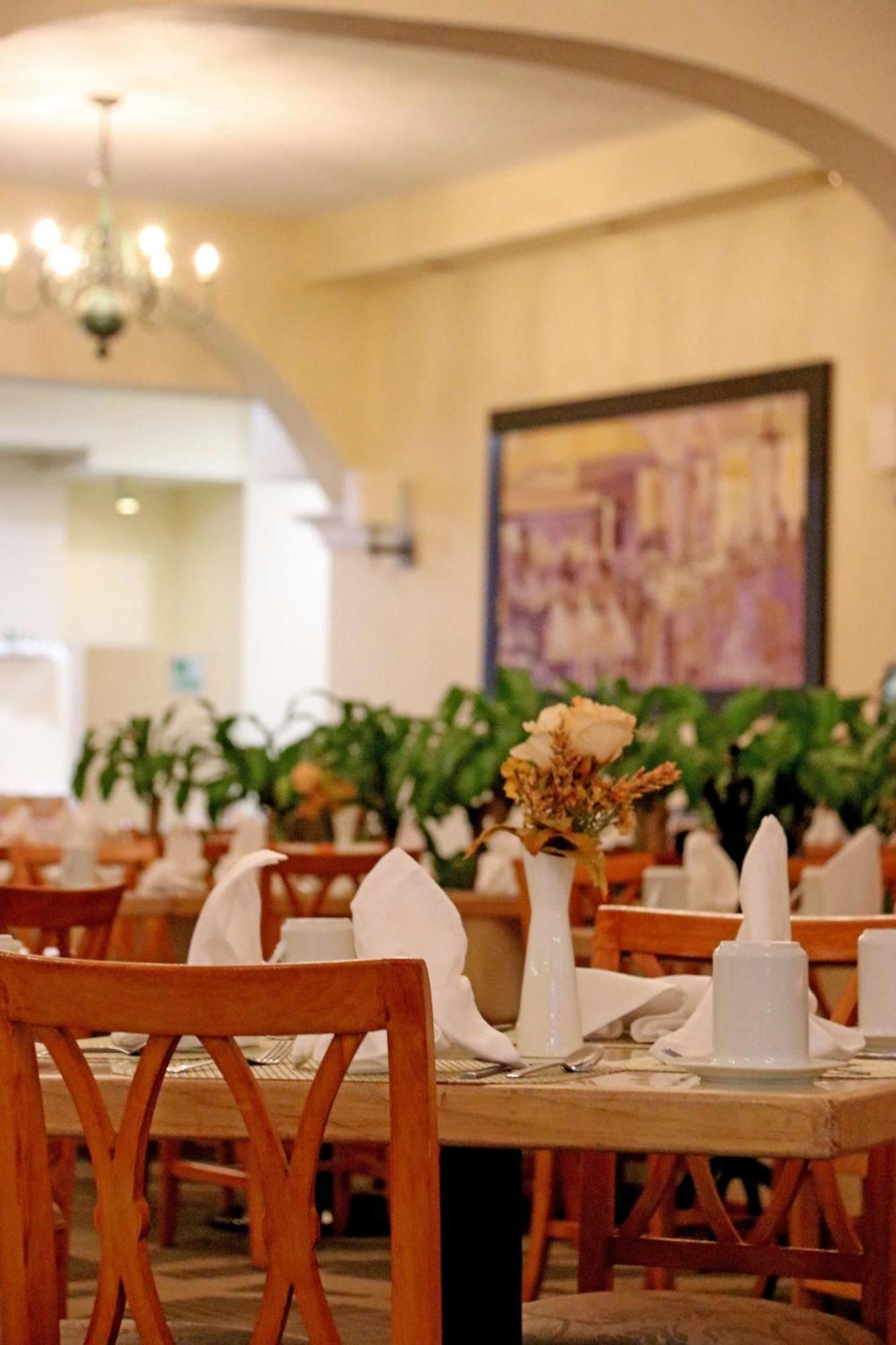 Holiday Inn La Piedad By Ihg Esterno foto