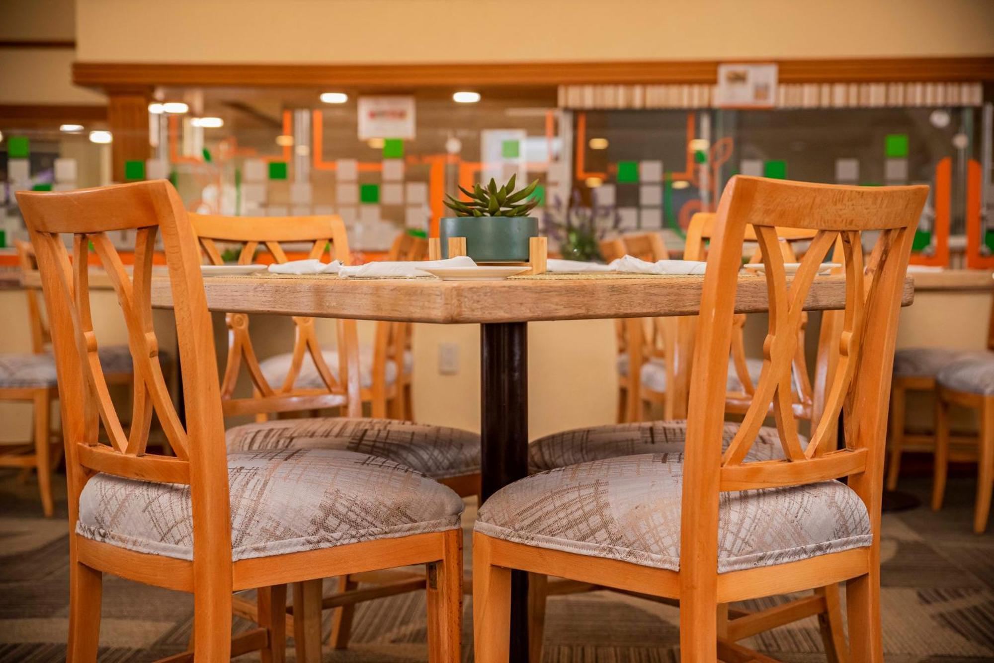 Holiday Inn La Piedad By Ihg Esterno foto