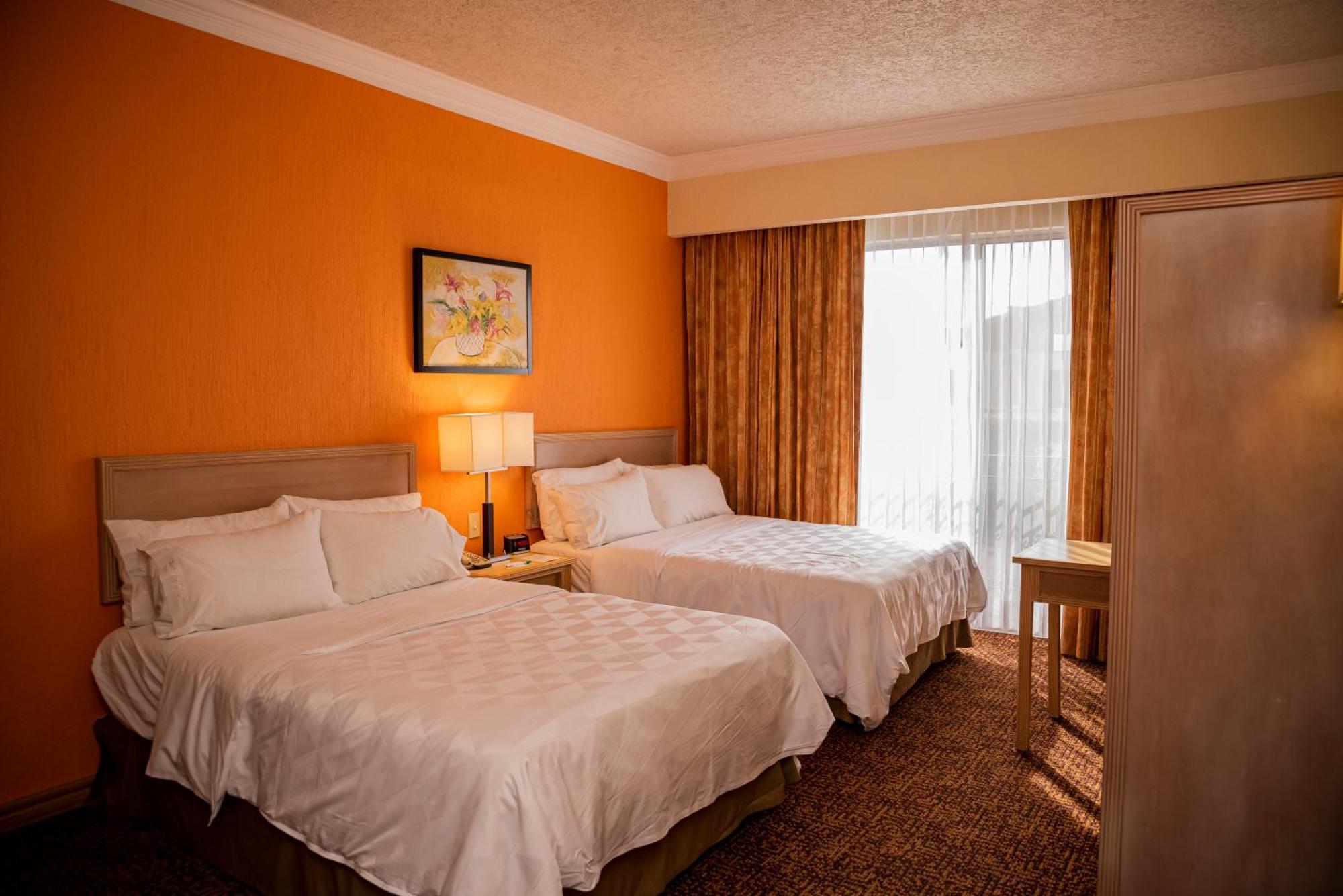 Holiday Inn La Piedad By Ihg Esterno foto